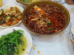 -乡土特色.冷锅鱼.牦牛肉汤锅