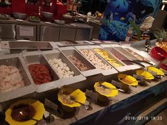 自助取餐区-武汉世茂希尔顿酒店·汇·全日餐厅