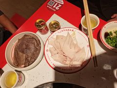 -厂花素芬九宫格火锅(红光店)