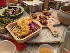 -小董哥烤串·爆汁大油边(故宫店)