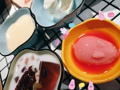 -董眼镜火锅(洪崖洞总店)