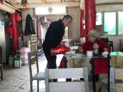 大堂-吕家米皮