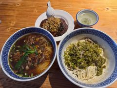 -沪西老弄堂面馆(定西路店)