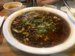 -自贡盐帮菜·玩辣餐厅(樱花园西街店)