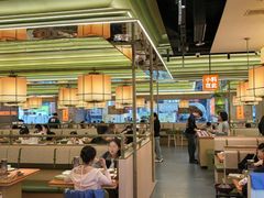 -王府井百货熙地港店