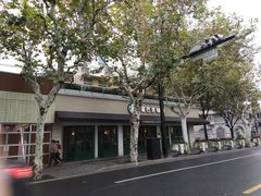 -星巴克(武康路店)