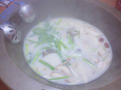 -咕嘟草帽鱼·牛奶一样的鲜鱼汤(包河万达广场创始店)