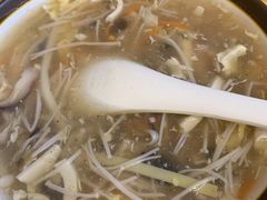 酸辣汤-小姜锅贴(凤凰街店)