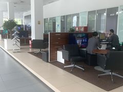 -深圳创丰宝宝马4S店(龙岗中心区店)