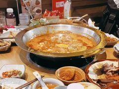 -野山舂·贵州现舂酸汤牛肉(东山店)