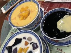 -赵记传承特色牛奶甜品(泉城广场店)