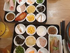 -妈妈故事米线(市府恒隆店)