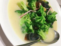 上汤西兰花-新吉士·上海菜(浦东LCM置汇旭辉店)