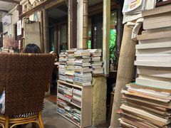 -斯多格书乡(北京大学畅春园店)