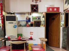 -烧哥美蛙肥肠鱼火锅·十五年社区店
