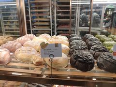 -奈雪的茶(亨特国际广场店)