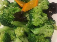 -小菜园新徽菜(芜湖万达店)