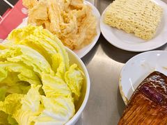 -胡须佬鸡煲四季火锅店(石厦西村直营店)