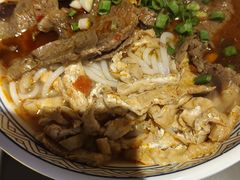 -粉吖吖·邵阳米粉(体育西路店)