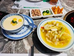 -禄婶鸡煲·打边炉