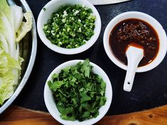 -南渝食府.墨脱石锅松茸鸡