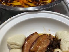 -鑫巴蜀小镇 · 水煮鱼专研店(玉桥店)