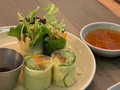 黄金蛋包猪颈肉米纸卷-CHINCHIN 青青·泰国料理(万象食家店)