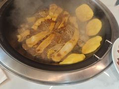 -人民公社铁锅炖·东北菜(卫国道店)
