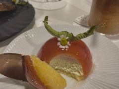 -潮一不贰·法式甜品·生日蛋糕·西式简餐(外滩店)