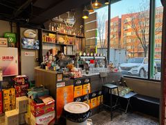-京狮炙燥·精酿烧烤(首经贸店)