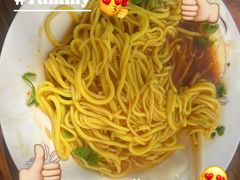 -肉孜古丽烤肉凉皮店