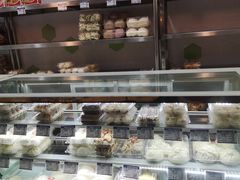 -白玉兰食品(中山公园龙之梦店)