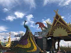 -七彩云南欢乐世界