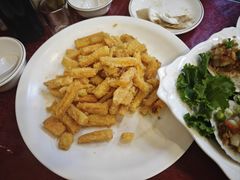 -鑫渔港海鲜本地菜·山海关浑锅(东戴河店)