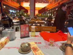 -肥肥虾庄·金牌油焖大虾(杨园滨江时代walk店)