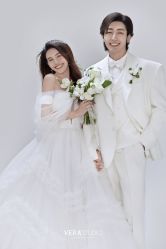 -至臻微拉婚纱摄影