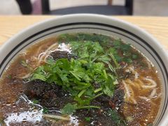 -小马牛肉面·牛骨熬制(南京博物院店)