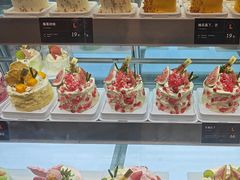 -罗森尼娜(德思勤店)