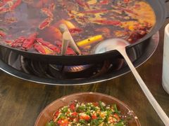 -黄潇洒老火锅(九眼桥宏济巷店)