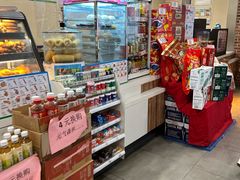 -全家便利店(上海南站站店)