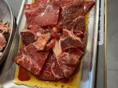 -围炉肉舍丹东海鲜烤肉·烤活鳗(步行街店)