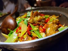 泡子姜烧牛蛙-吃饭皇帝大(合生汇店)