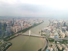 -广州塔卢特斯法国旋转餐厅