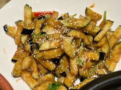 芝麻酥茄子-范家小馆·烤鸭新京菜(金融街店)