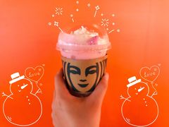 美人鱼桃桃-星巴克(上海虹桥新天地二店)