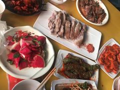 -有奴思烤肉·清真(正宁路店)