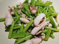 茼蒿烧海兔-KŌNG胶东小馆(华熙店)