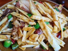 小炒竹笋炒腊肉-苗湘食府(十年店)