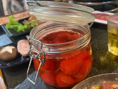 草莓罐头-火炉旺烤肉啤酒屋(沈北创始店)