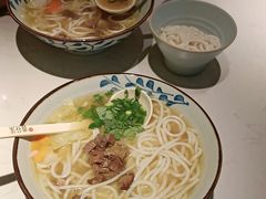-鑫花溪牛肉米粉(凤凰街创始总店)